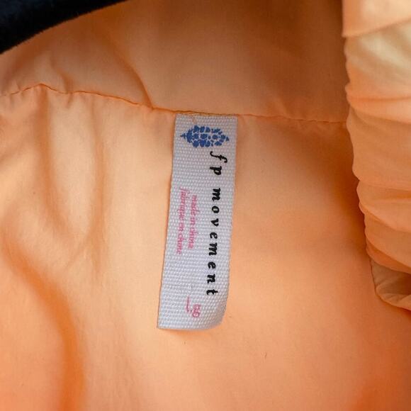 Free People On The Move Packable Puffer Vest in Neon Orange Size Large - Picture 9 of 10